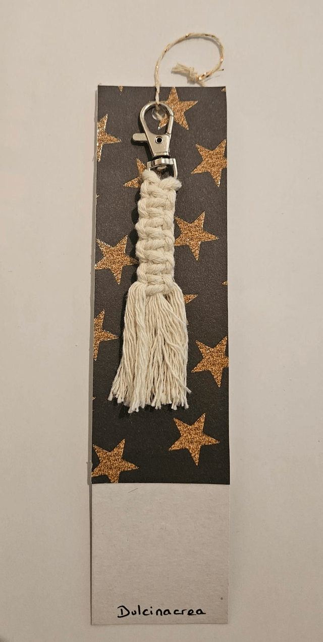 Porte clés petit macramé 