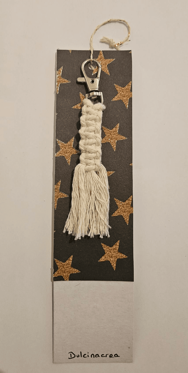 Porte clés petit macramé 